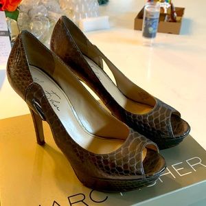 Marc Fisher snakeskin platform heels